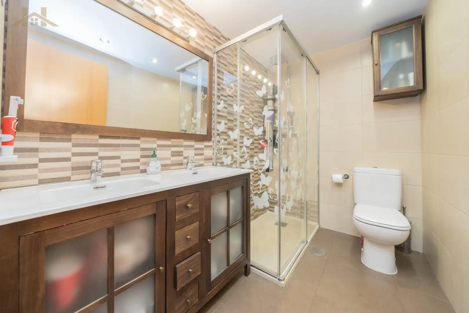 Bathroom of Flat for sale in Móstoles  with Air Conditioner and Community pool