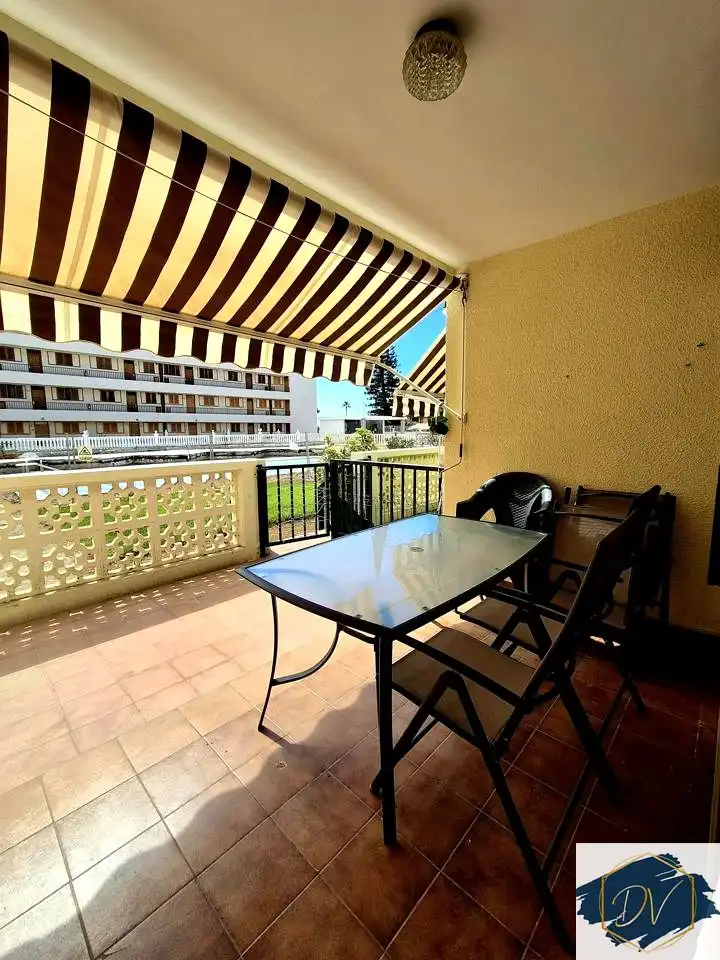 Terrace of Ground floor for sale in Los Cristianos
