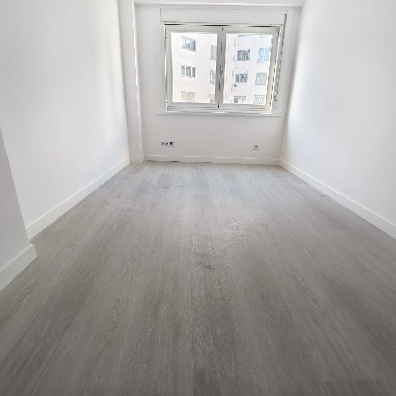 Bedroom of Flat to rent in A Coruña Capital   with Oven and Washing machine