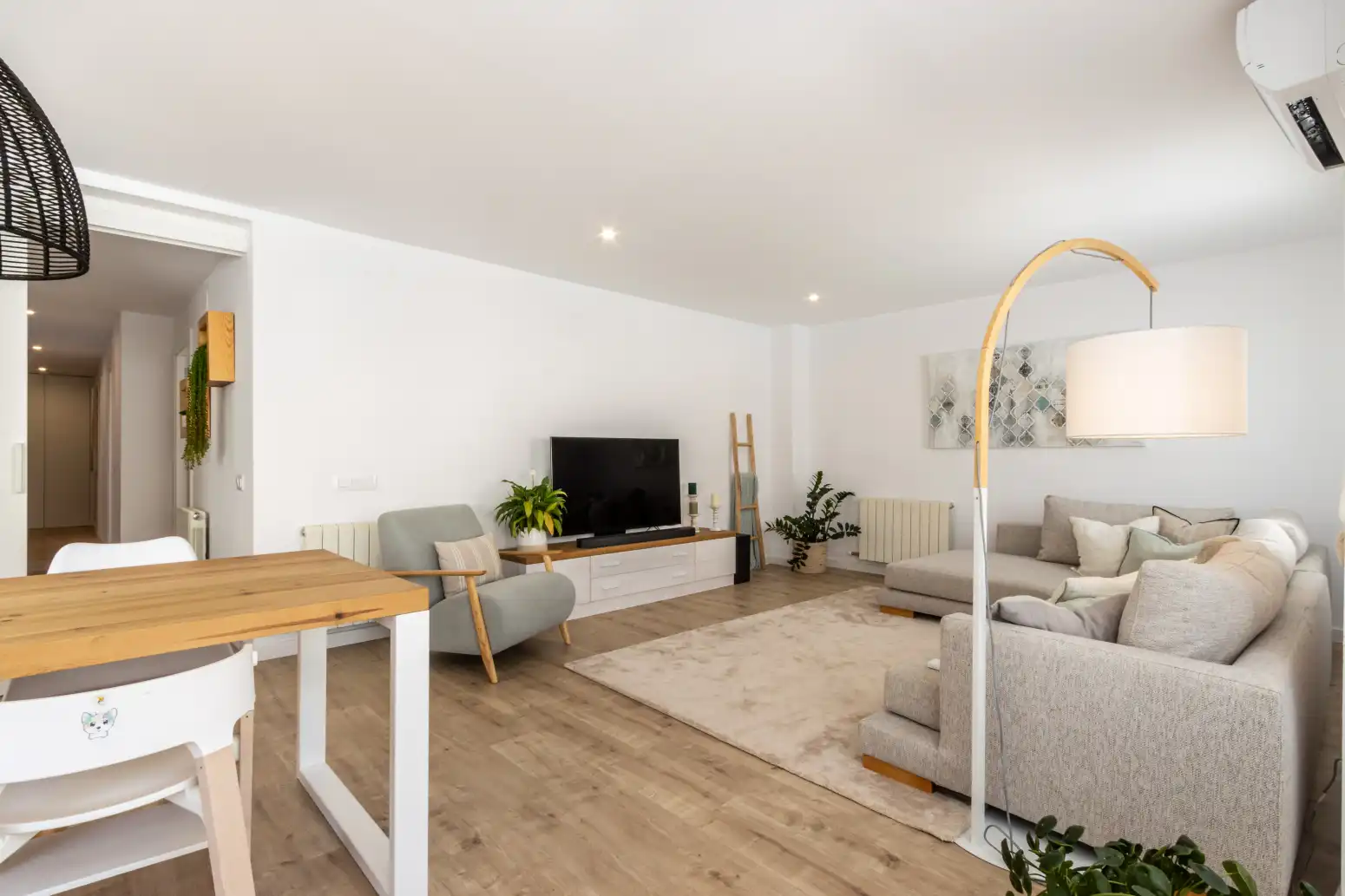 Wohnzimmer von Wohnung zum Verkauf in Terrassa mit Klimaanlage, Heizung und Parkett