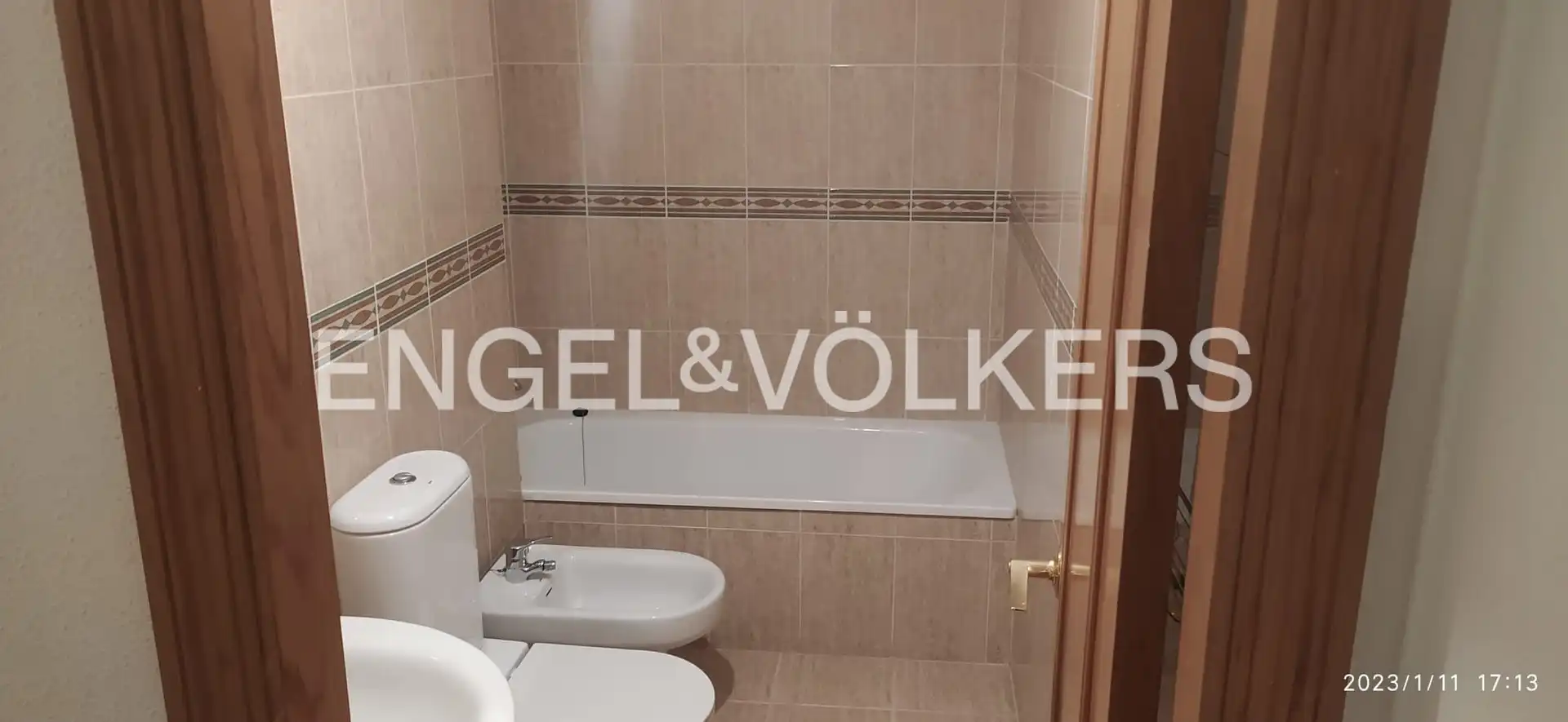 Badezimmer von Wohnung zur Miete in Valencia mit Klimaanlage, Heizung und Privatgarten