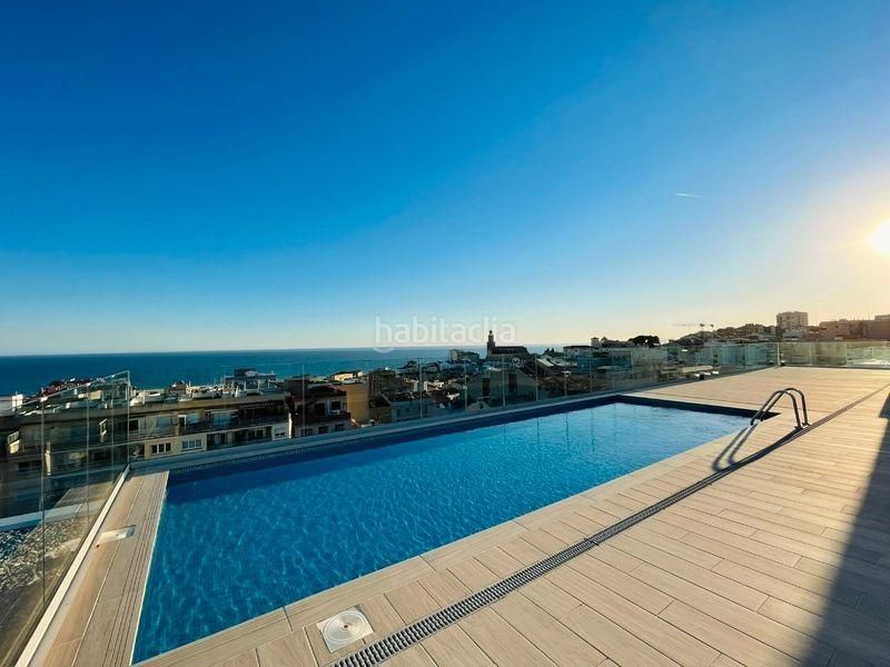 Swimming pool of Flat for rent in El Masnou  with Air Conditioner, Terrace and Balcony