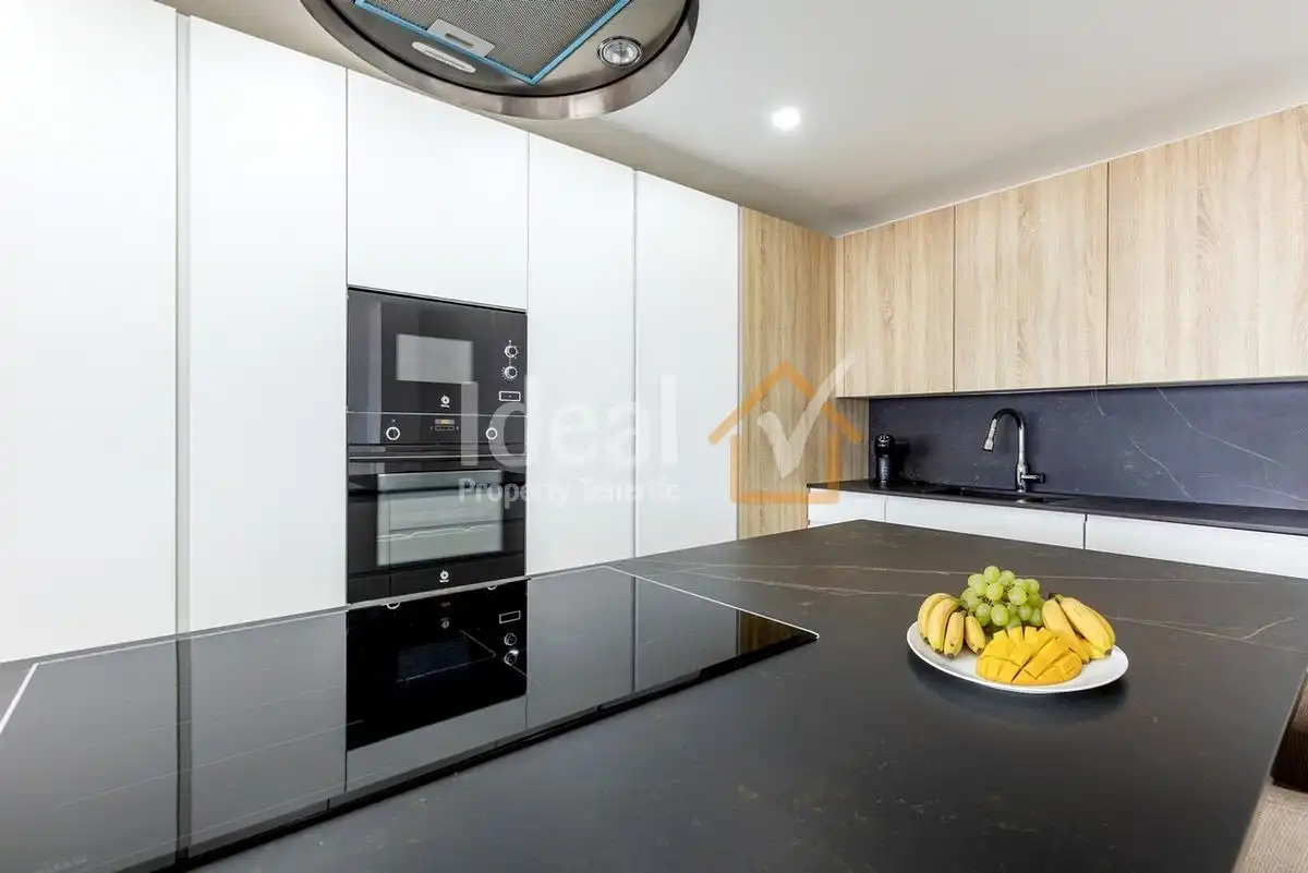Apartment with pool for sale in Costa Adeje, imagen 7