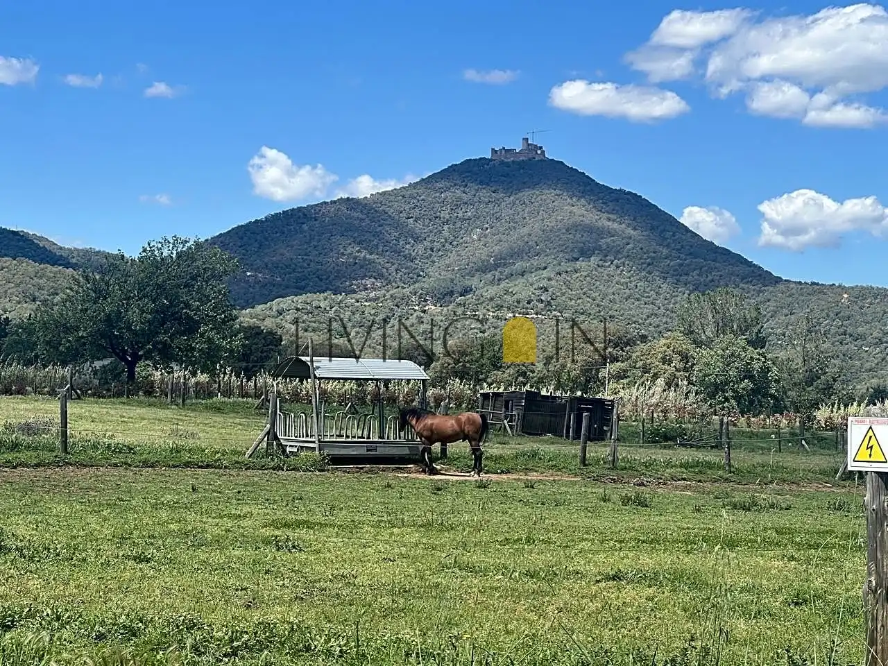 Vista exterior de Residencial en venta en Montseny