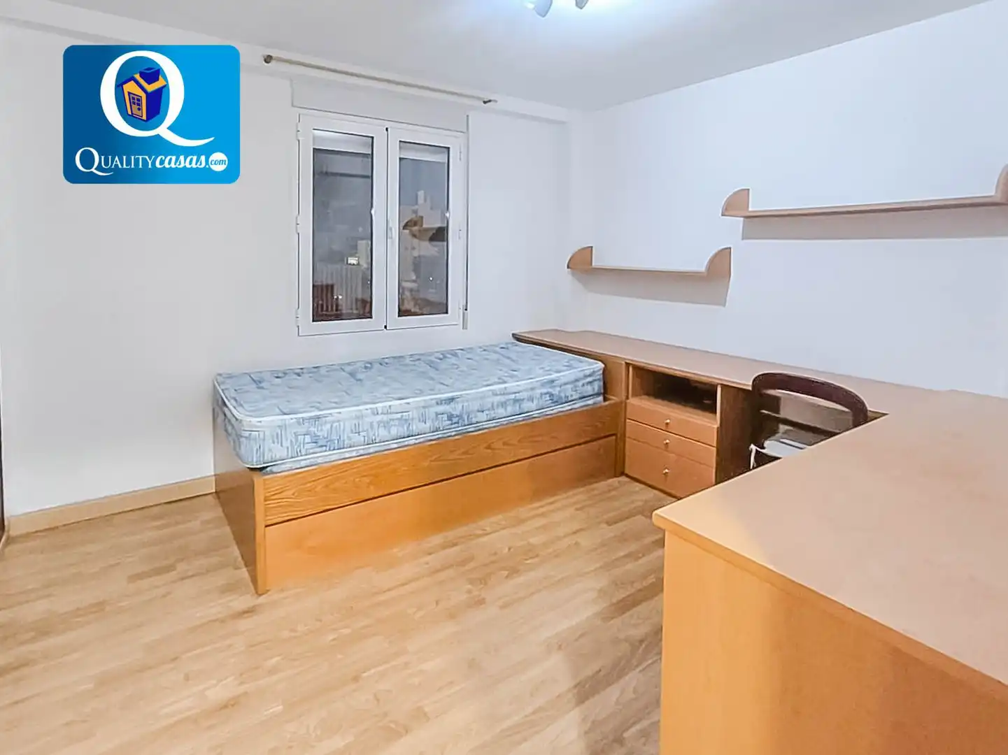 Bedroom of Apartments for sale in Alicante / Alacant  with Air Conditioner, Heating and Community pool