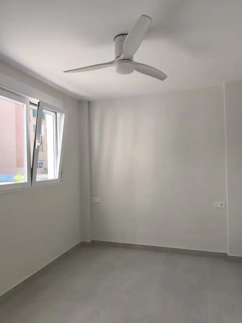 Bedroom of Flat for sale in Motril