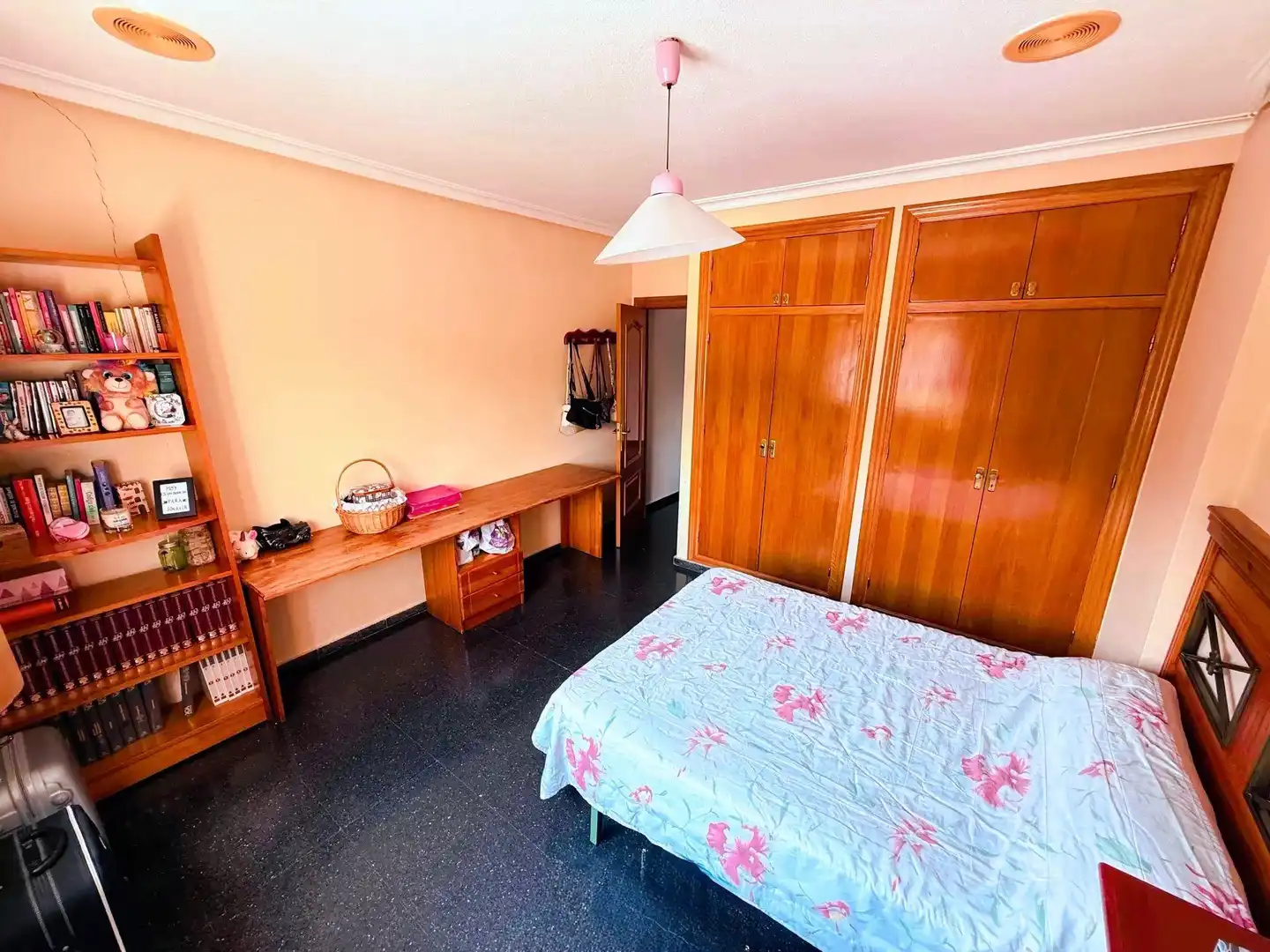 Habitación de Casa o chalet en venta en Torre-Pacheco con Terraza, Trastero y Amueblado