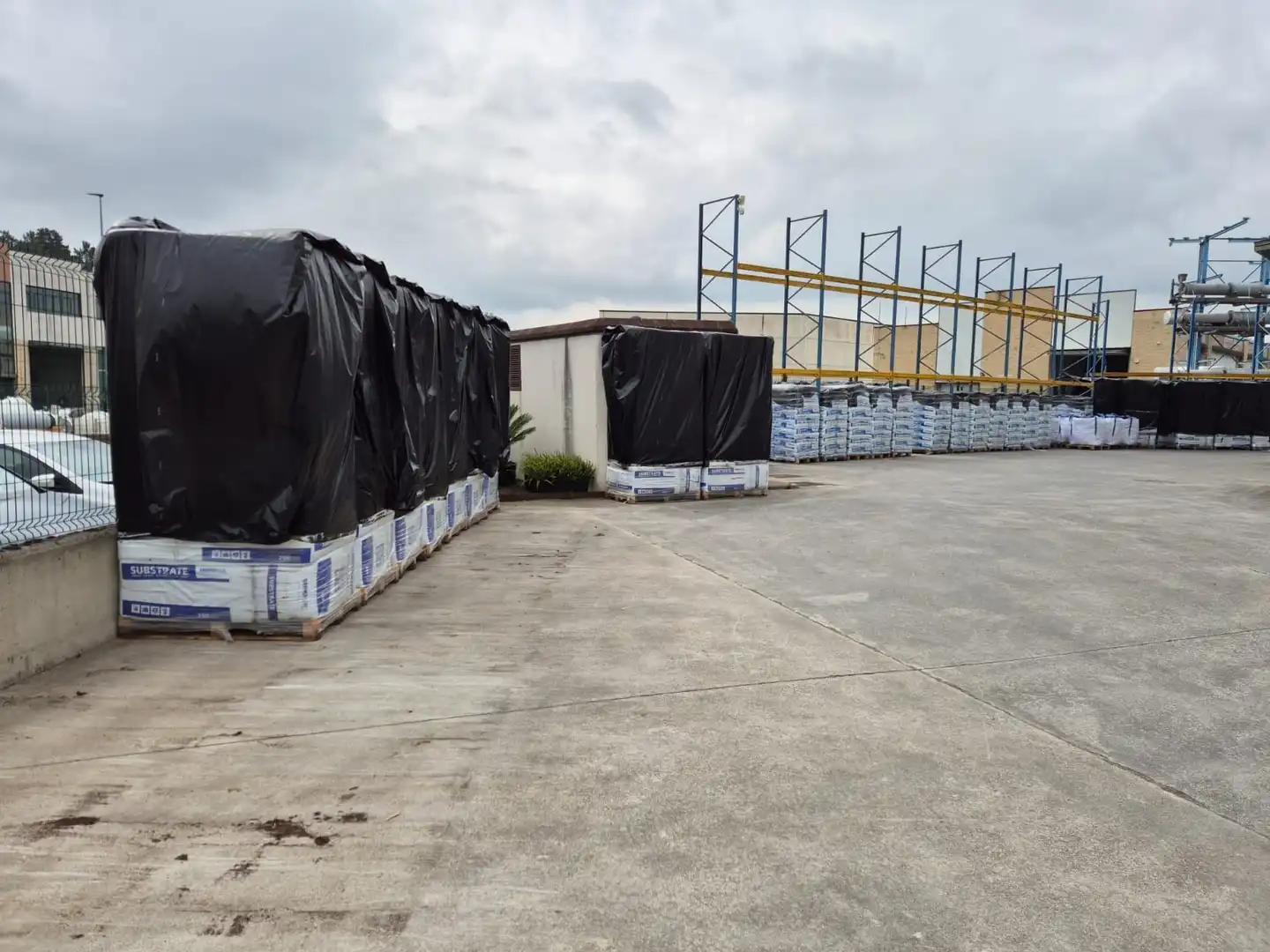 Vista exterior de Nave industrial en venta en Mungia
