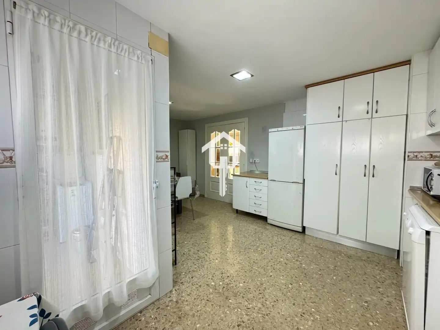 Cuina de Pis en venda en Alicante / Alacant amb Aire condicionat, Terrassa i Moblat