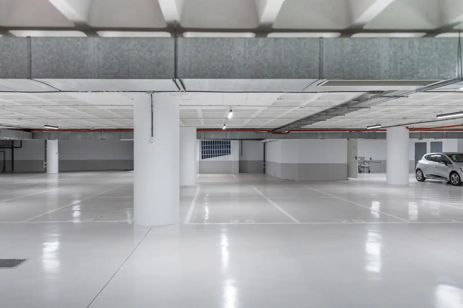 Parking de Trastero de alquiler en Madrid con Alarma