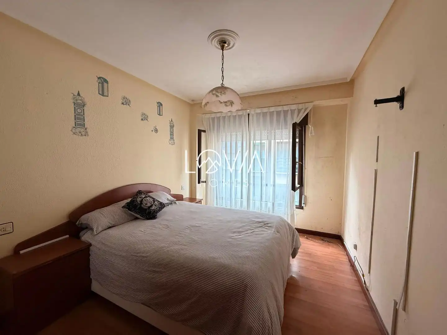 Habitación de Piso en venta en Gijón  con Calefacción