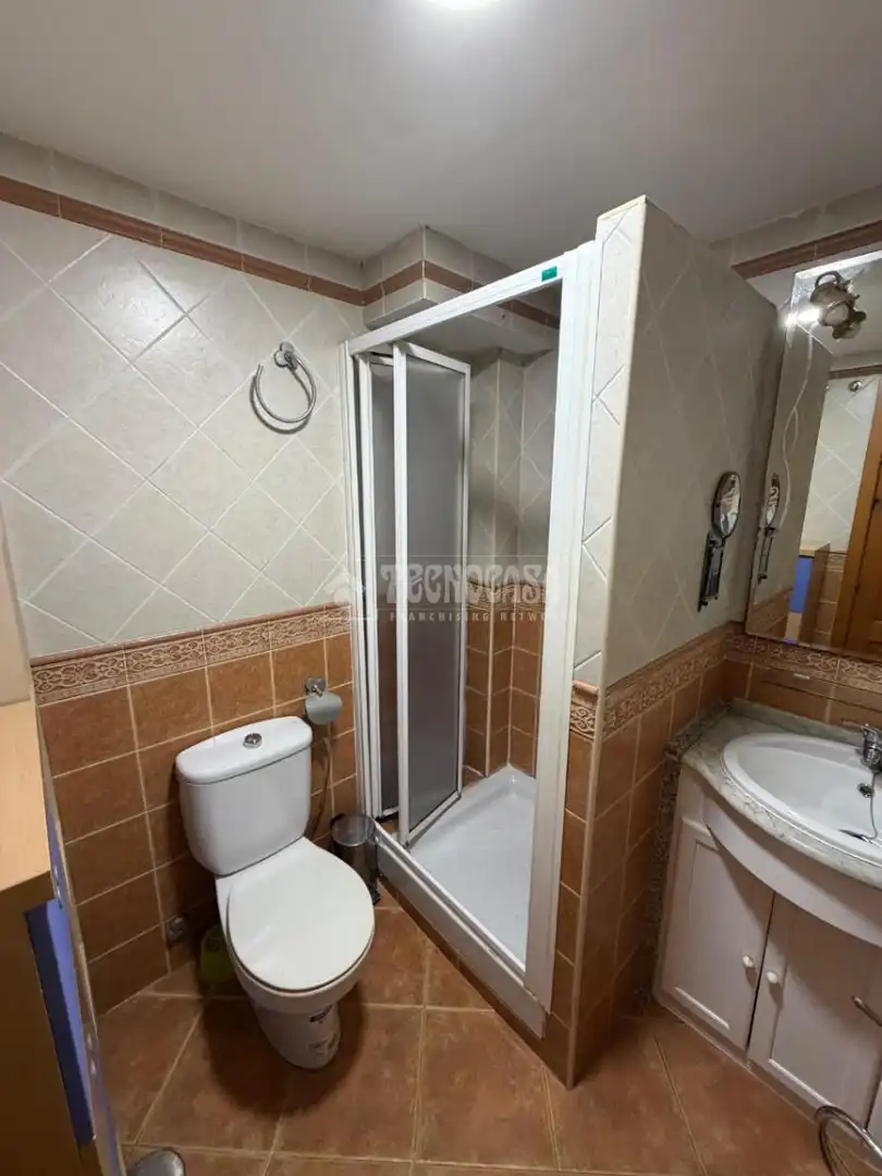 Bathroom of Flat for sale in Sevilla