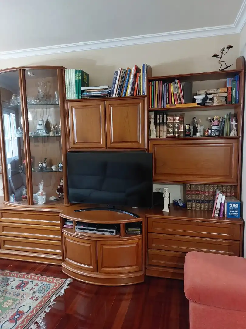Sala de estar de Piso en venta en Pontevedra Capital  con Calefacción, Parquet y Trastero