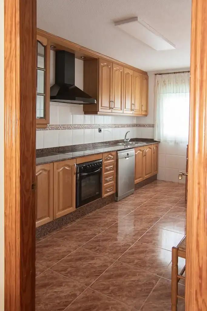 Cuina de Casa adosada en venda en Orihuela amb Aire condicionat, Calefacció i Terrassa