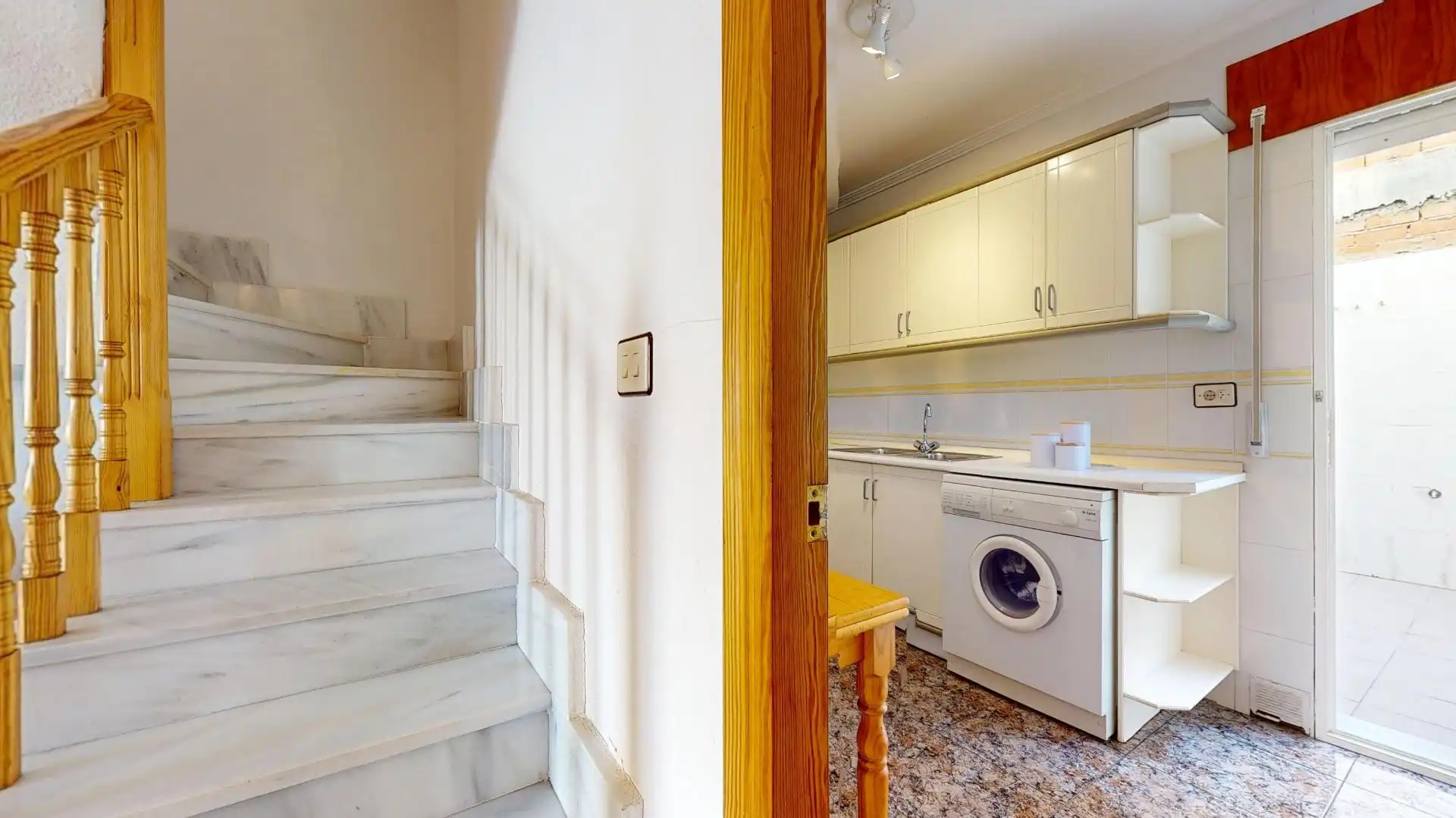 Cocina de Casa adosada en venta en San Pedro del Pinatar con Terraza, Amueblado y Balcón