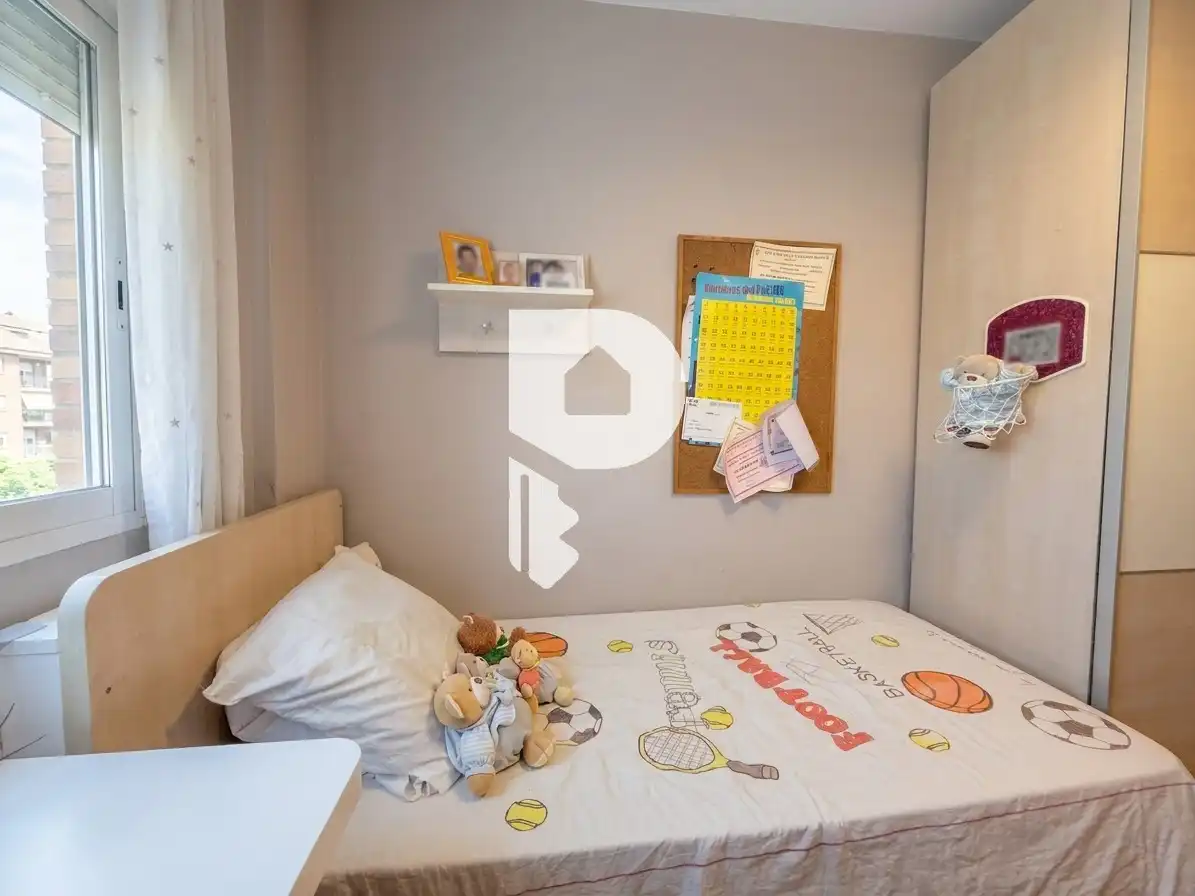 Habitación de Piso en venta en Sant Vicenç Dels Horts con Aire acondicionado, Calefacción y Parquet