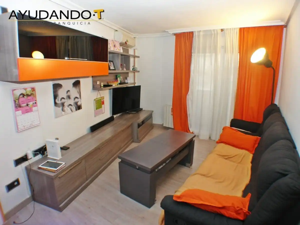 Wohnzimmer von Wohnung zum Verkauf in Valdemoro mit Klimaanlage, Heizung und Terrasse