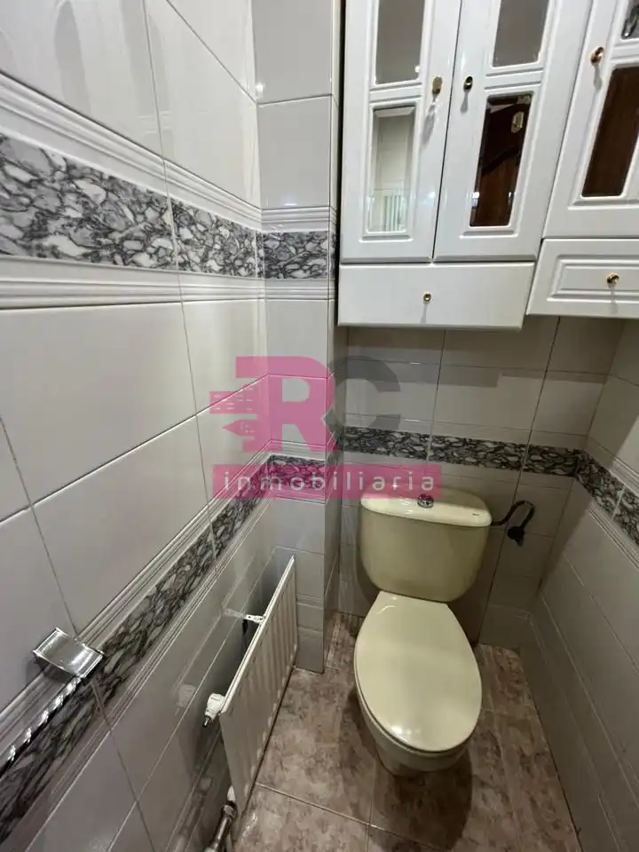 Baño de Piso en venta en Salamanca con Calefacción y Parquet