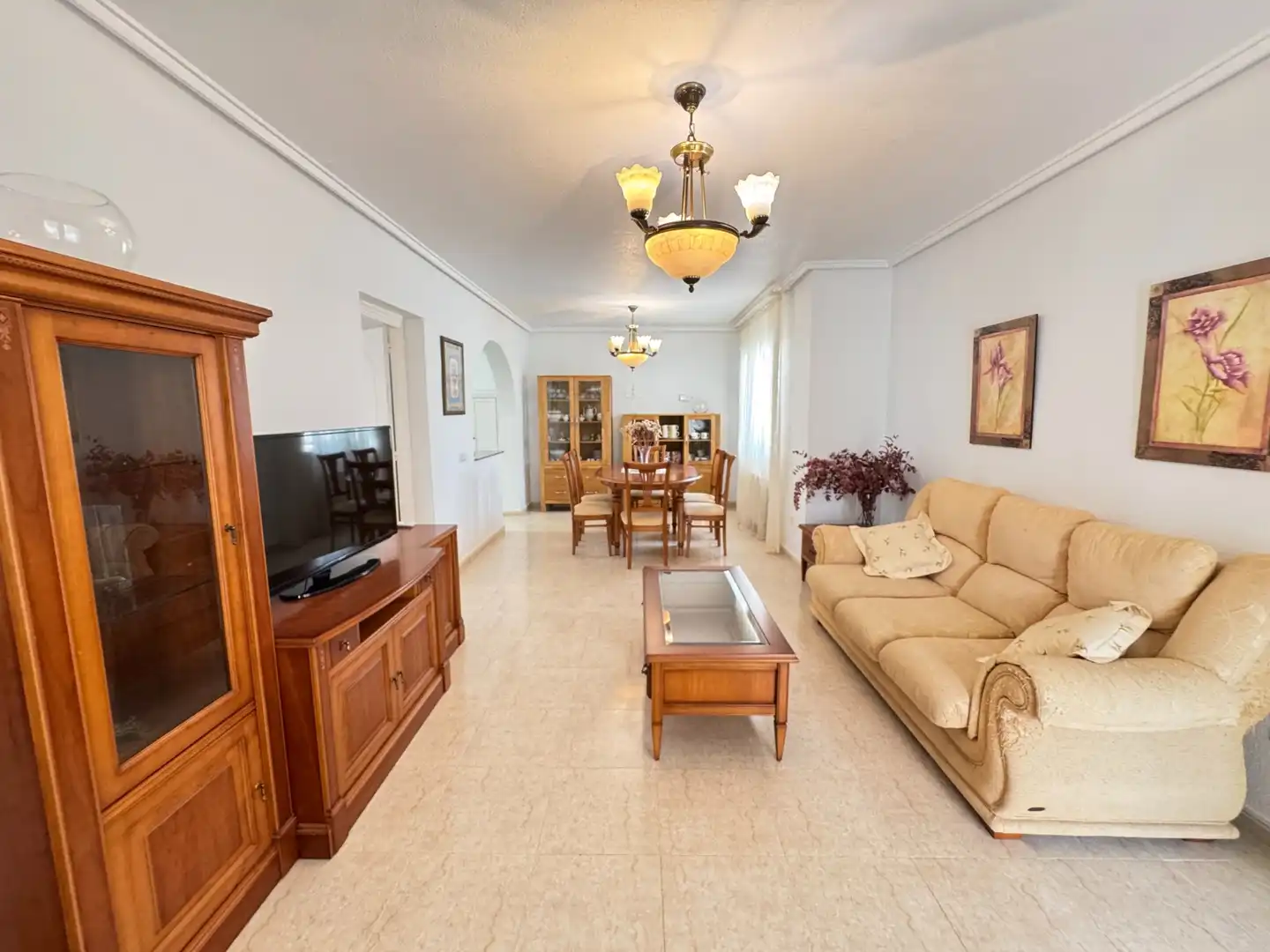 Sala d'estar de Casa o xalet en venda en Rojales amb Aire condicionat, Jardí privat i Terrassa