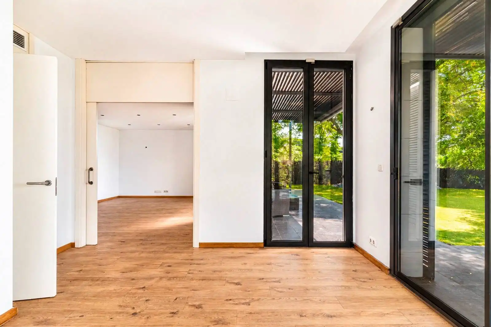 Haus oder Chalet zum Verkauf in Sant Vicenç de Montalt mit Klimaanlage, Heizung und Privatgarten
