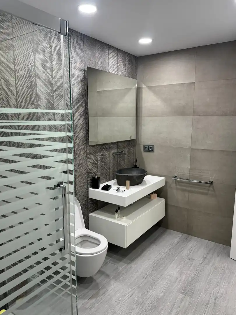 Badezimmer von Haus oder Chalet zum Verkauf in Quart mit Klimaanlage, Heizung und Privatgarten