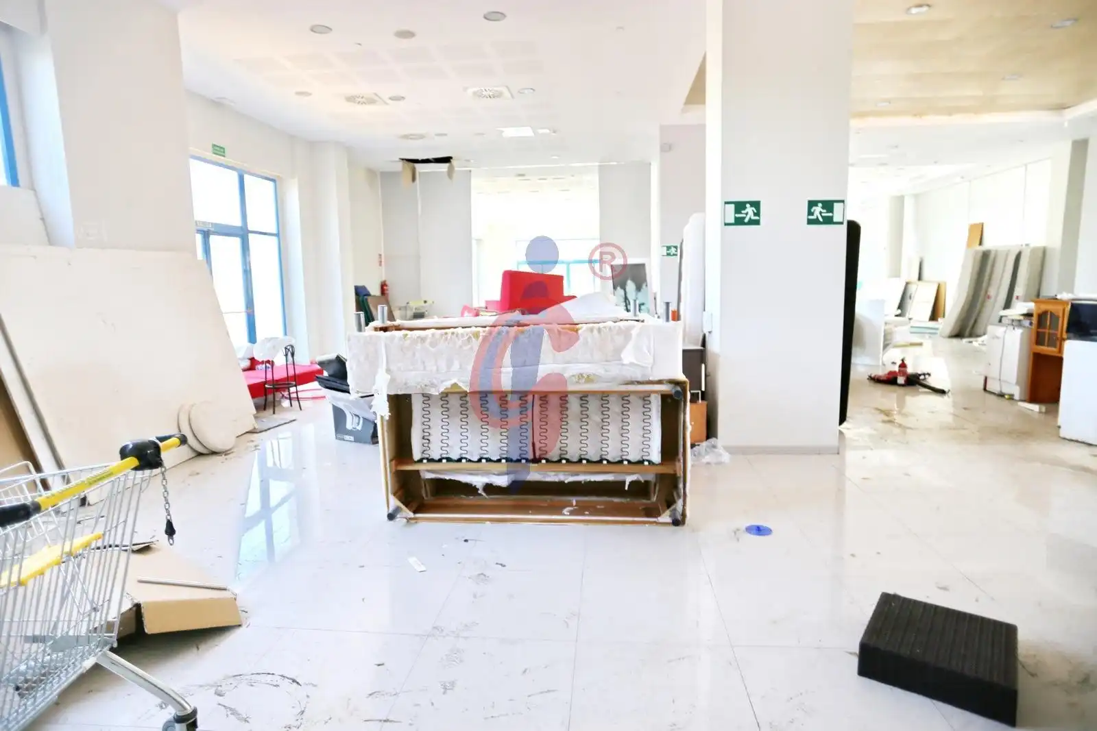 Local comercial en venta en Avenida Avenida del Puerto 1, imagen 4