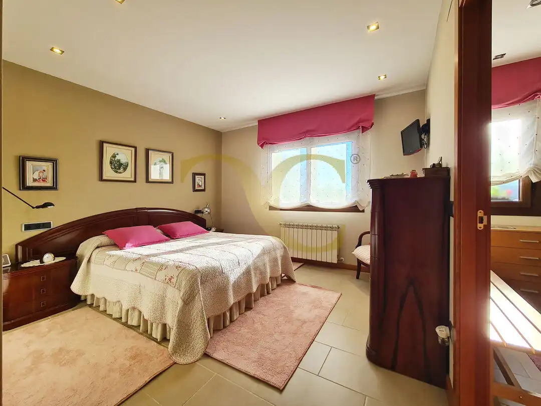Habitación de Casa o chalet en venta en Siero con Calefacción, Terraza y Trastero