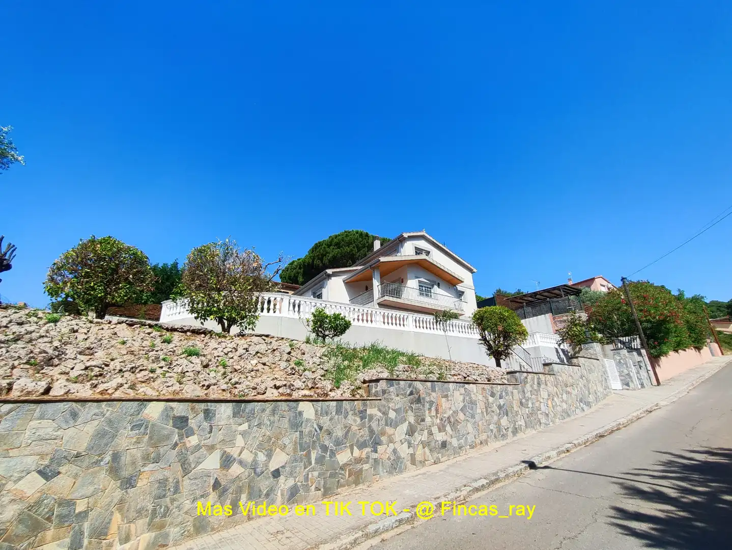 Vista exterior de Casa o chalet en venta en Bigues i Riells del Fai con Calefacción, Jardín privado y Terraza