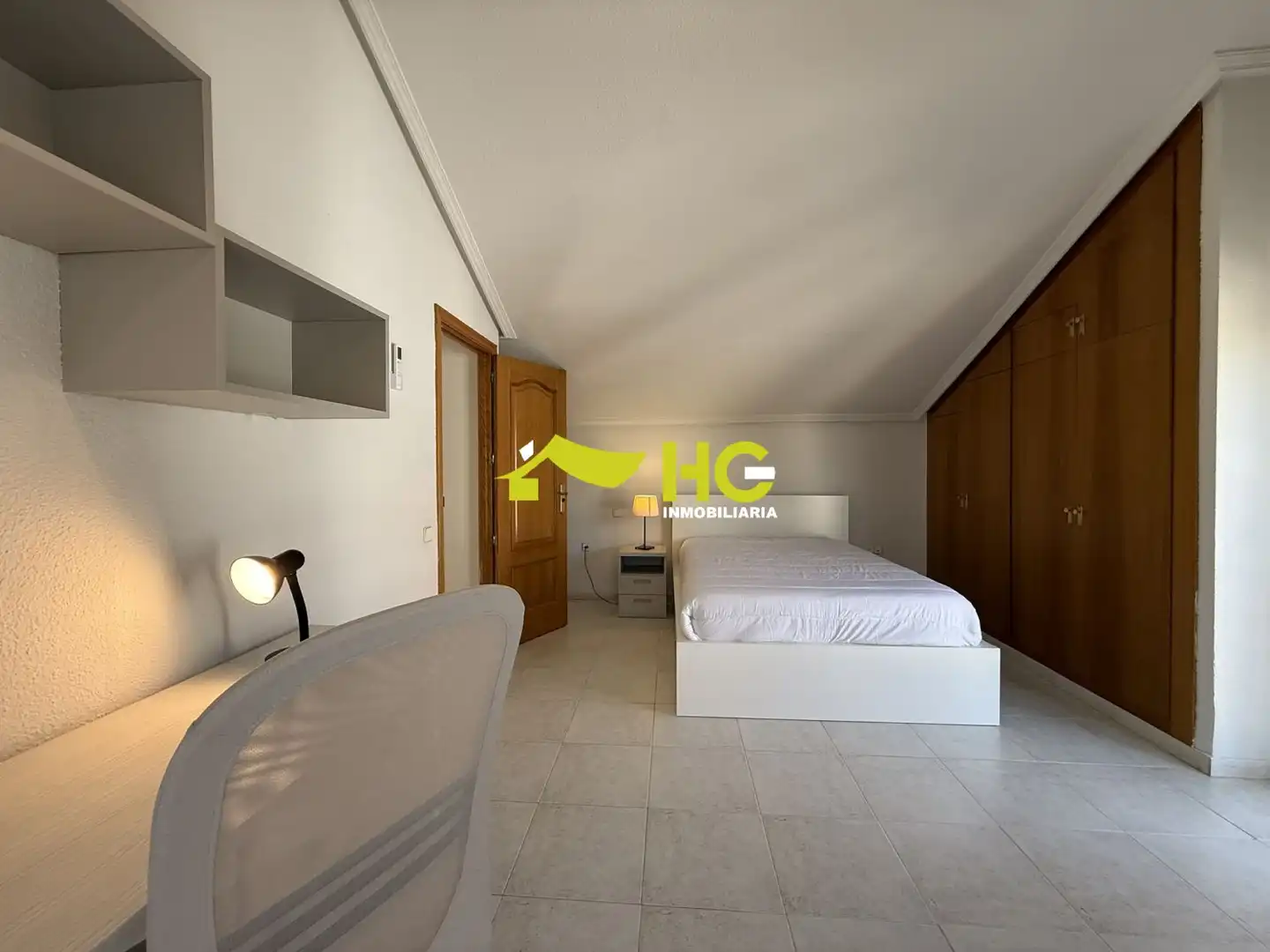 Habitación de Dúplex de alquiler en Villaviciosa de Odón con Aire acondicionado, Calefacción y Terraza