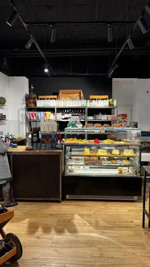 Commercial properties for rent in Alcorcón  with Air Conditioner and Furnished
