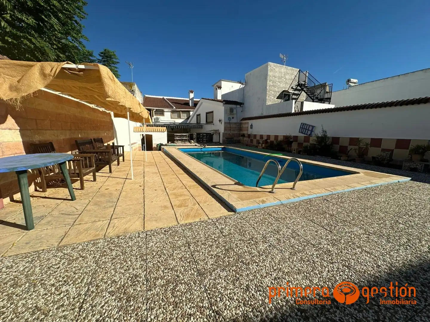 Vista exterior de Casa o xalet en venda en Tocina amb Aire condicionat i Calefacció