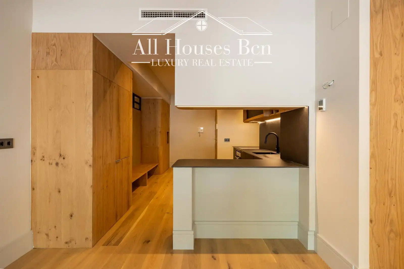 Kitchen of Flat for sale in Barcelona  with Air Conditioner, Heating and Parquet flooring