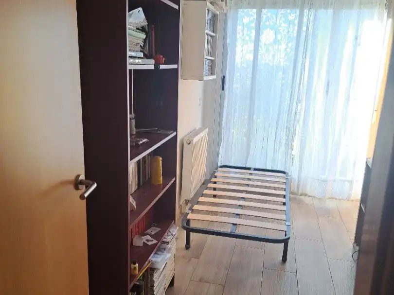 Habitación de Piso en venta en  Madrid Capital con Aire acondicionado y Balcón