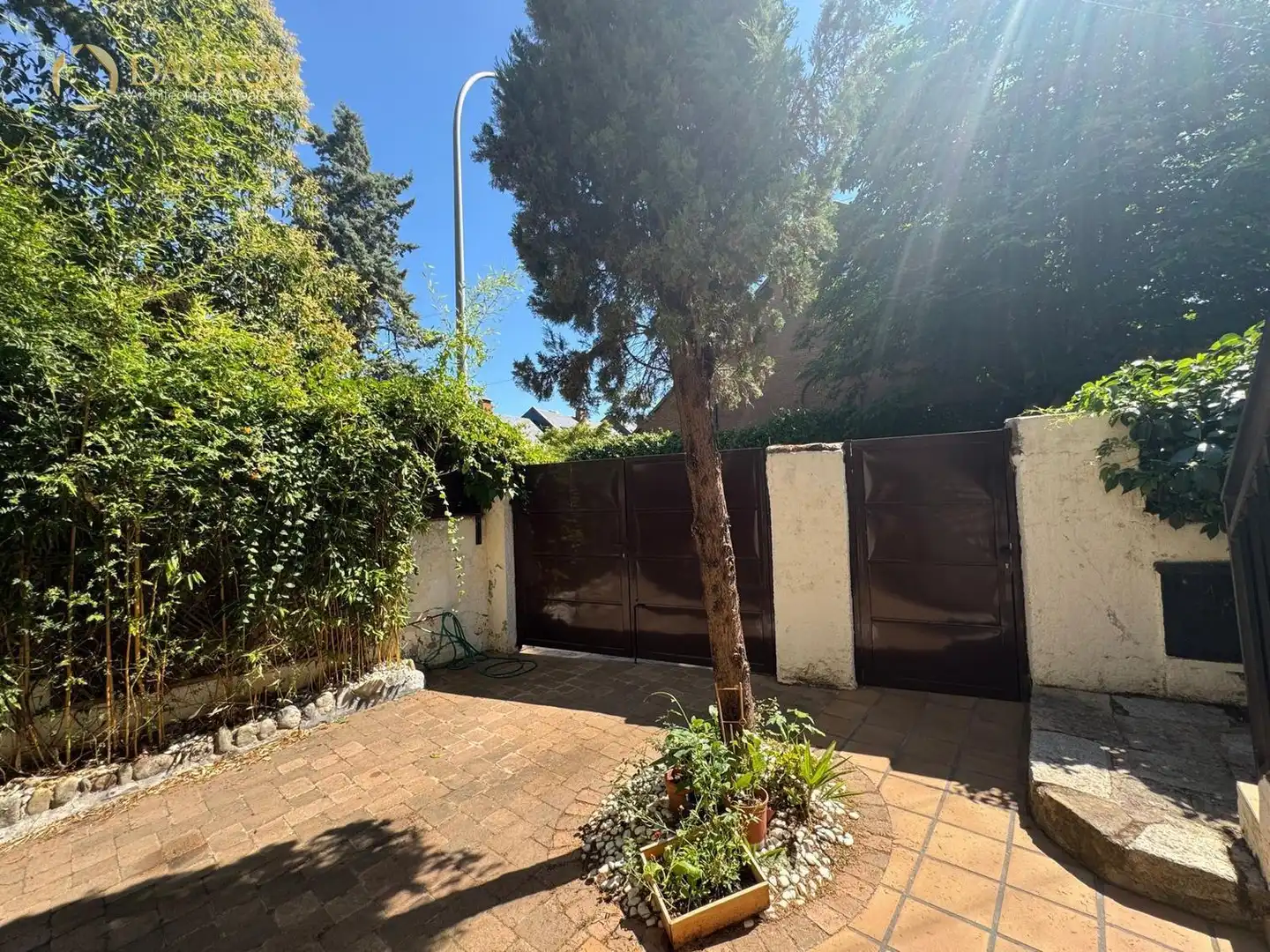 Jardín de Casa adosada en venta en Pozuelo de Alarcón con Aire acondicionado, Calefacción y Jardín privado