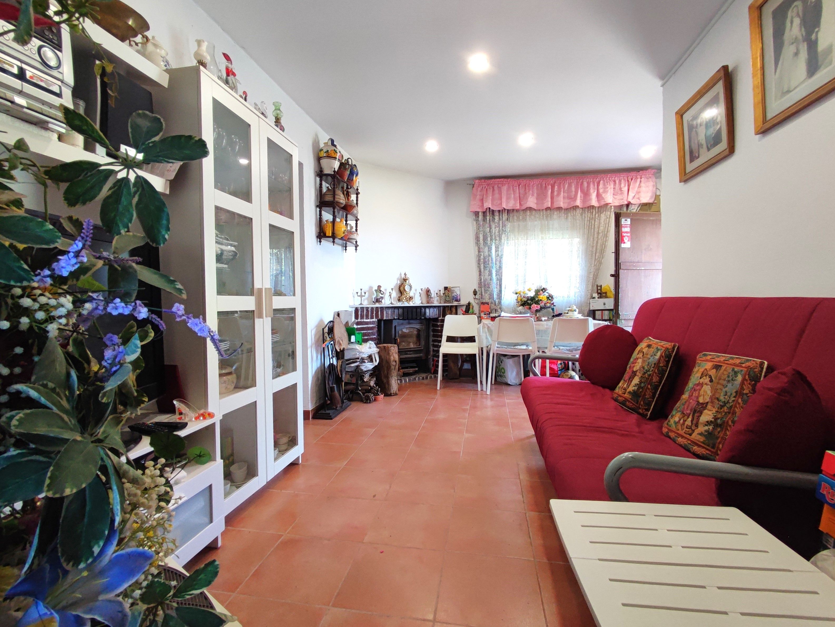 Living room of House or chalet for sale in Sant Fost de Campsentelles  with Private garden, Furnished and Oven