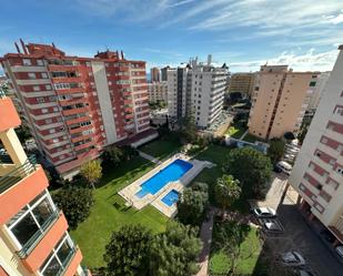 Vista exterior de Pis en venda en Fuengirola amb Jardí privat, Terrassa i Piscina comunitària