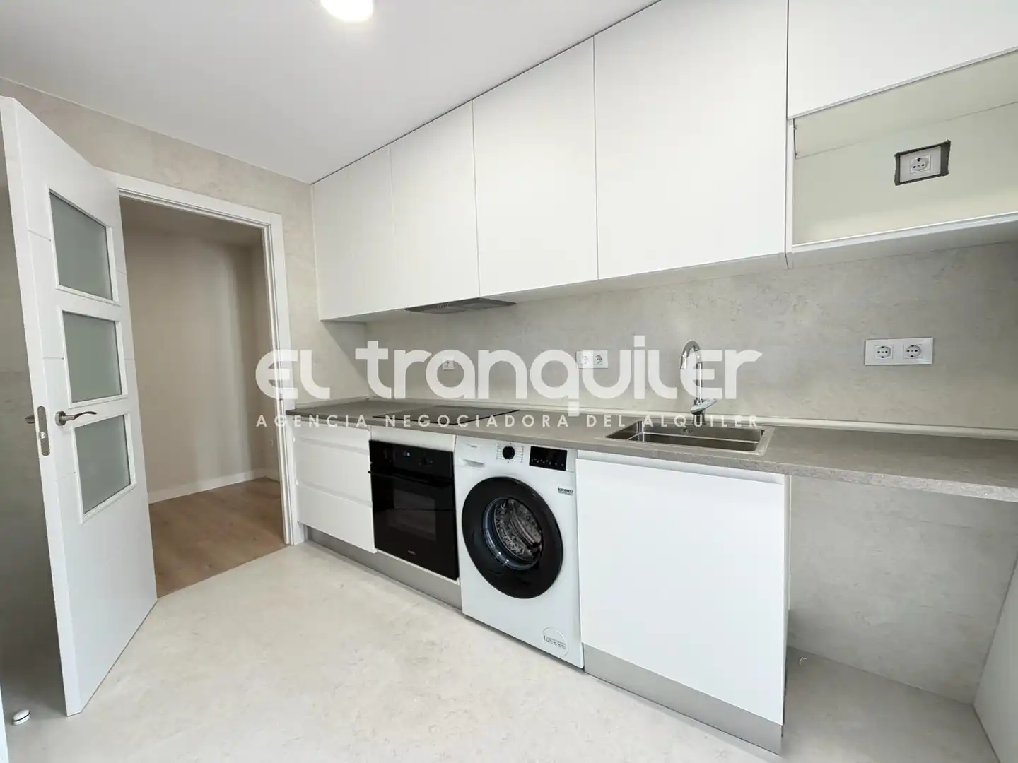 Cocina de Piso de alquiler en Humanes de Madrid con Aire acondicionado, Parquet y Terraza
