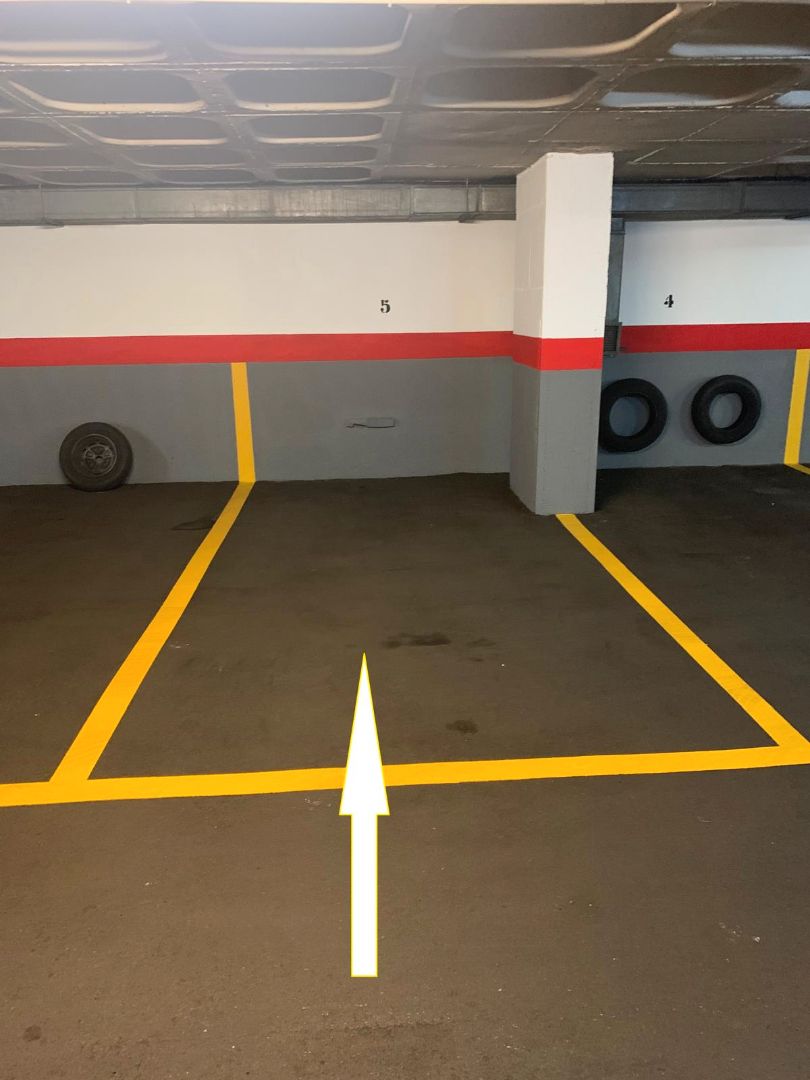 Parking of Garage for rent in  Madrid Capital