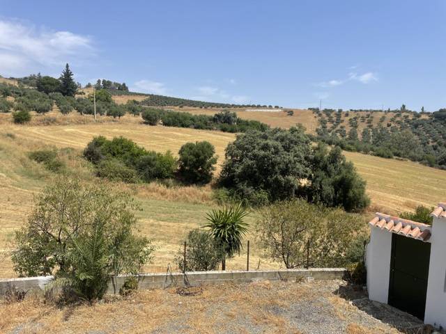 Casa-chalet en Venta en Casarabonela