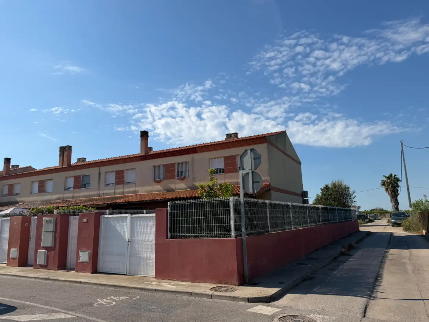 Vista exterior de Casa adosada en venda en Almazora / Almassora
