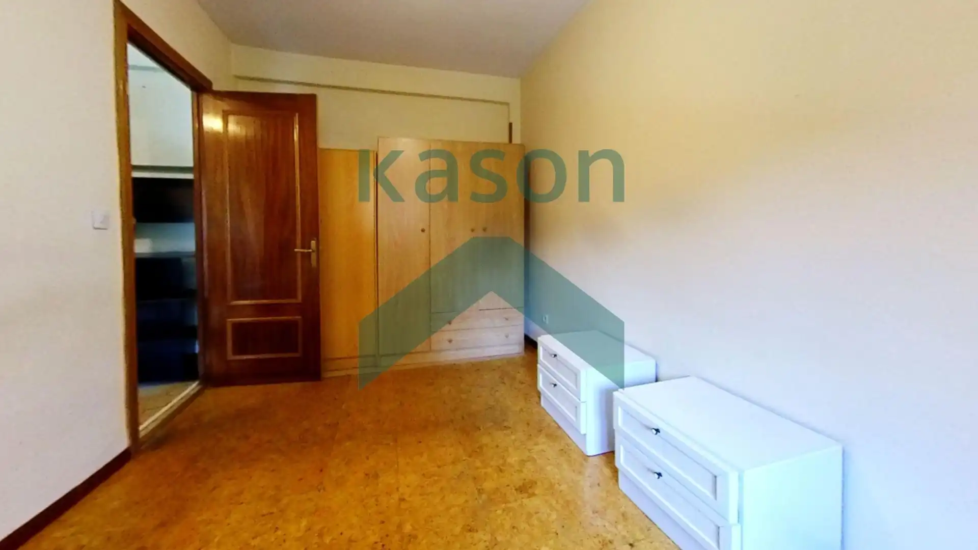 Habitación de Piso en venta en Madrid con Calefacción, Terraza y Trastero