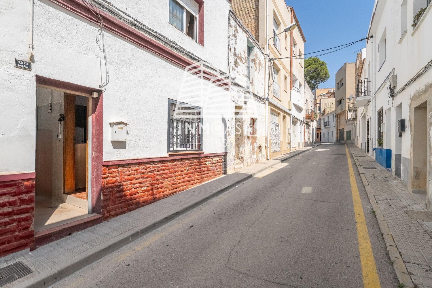 Vista exterior de Casa o xalet en venda en L'Ametlla de Mar  amb Terrassa