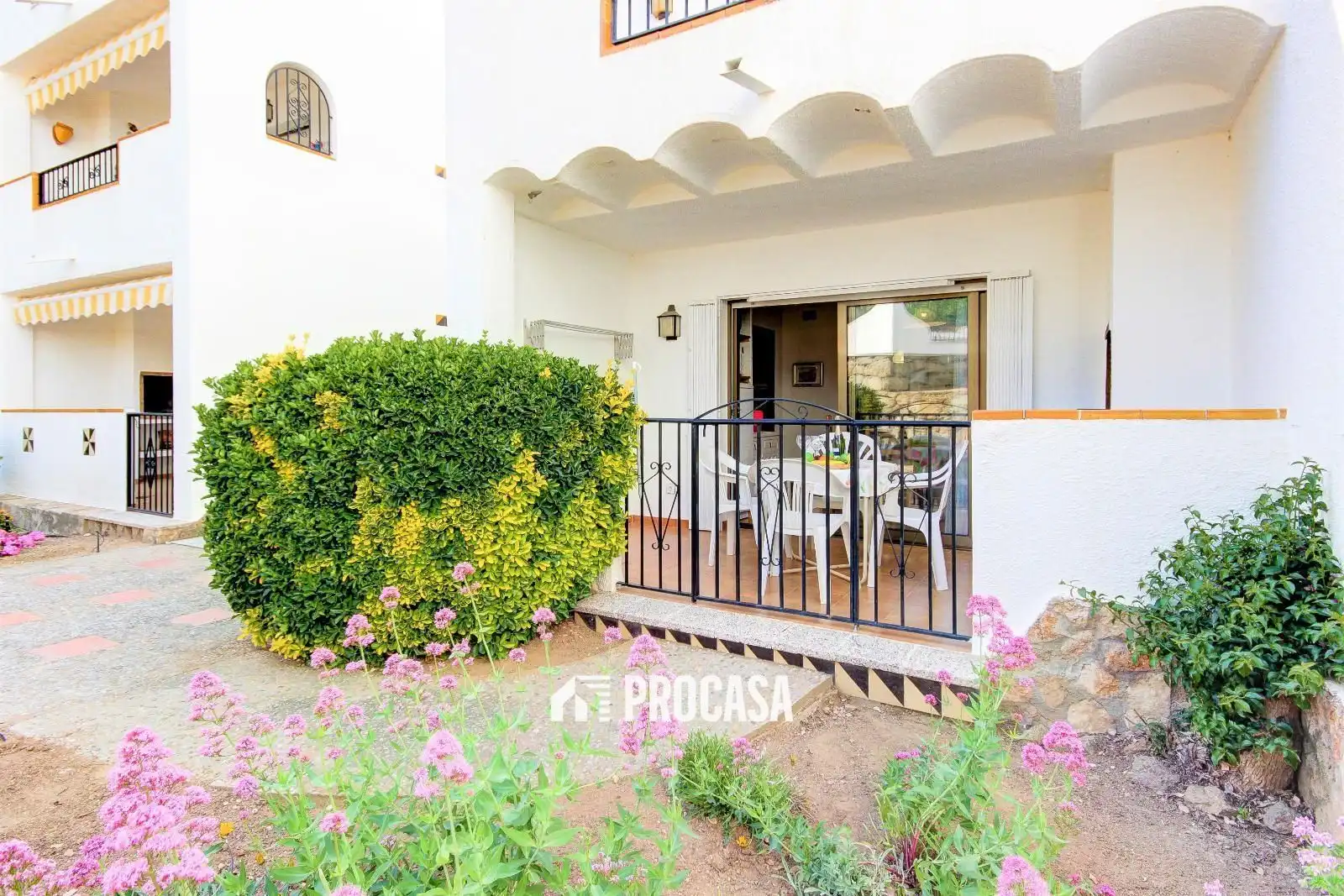 Flat with pool for sale in josep carner, imagen 5
