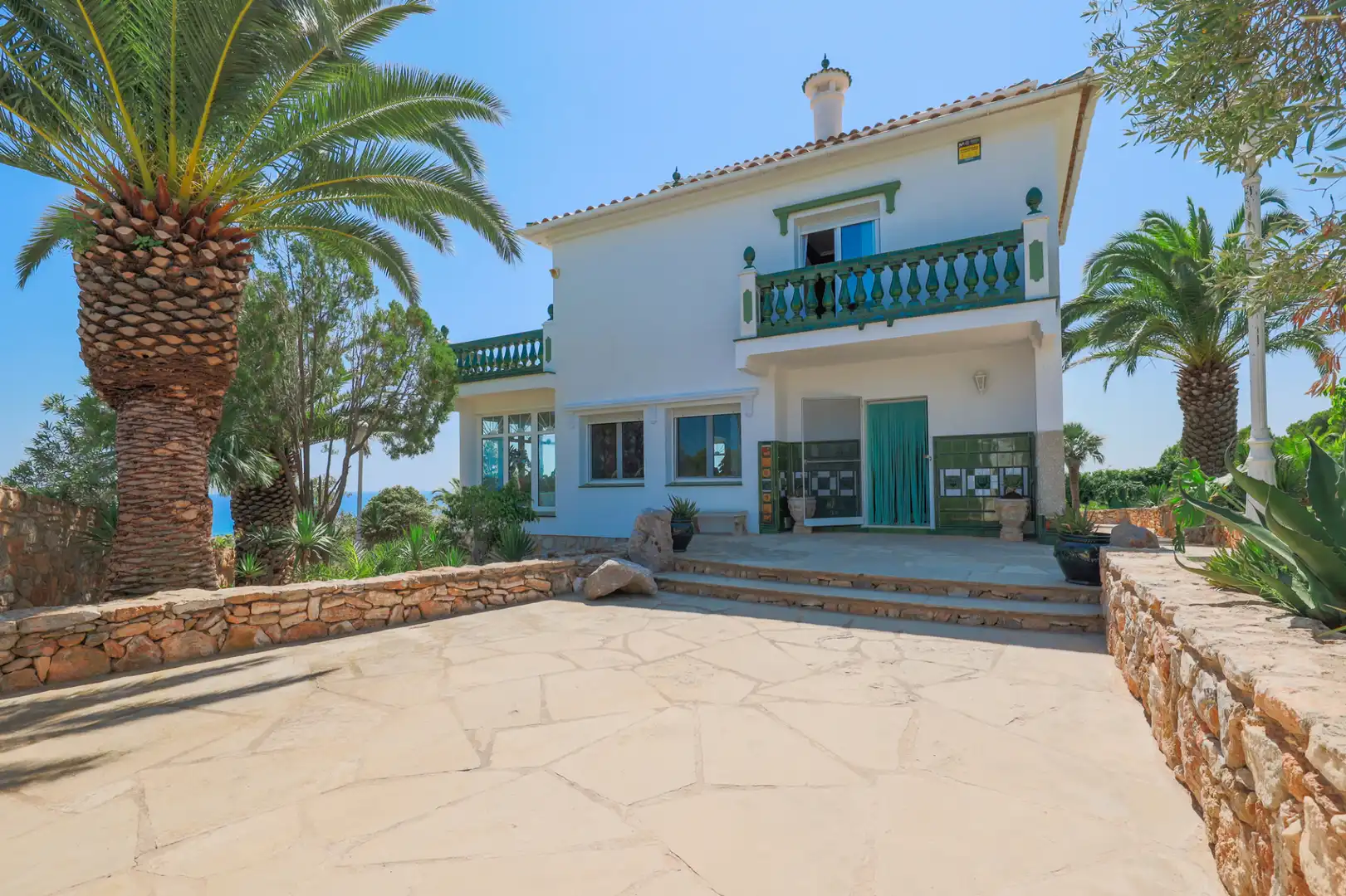 Exterior view of Houses for sale in El Vendrell  with Private garden, Terrace and Swimming Pool