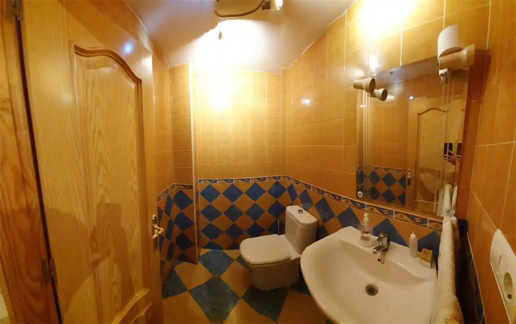 Baño de Piso en venta en Salobreña con Internet