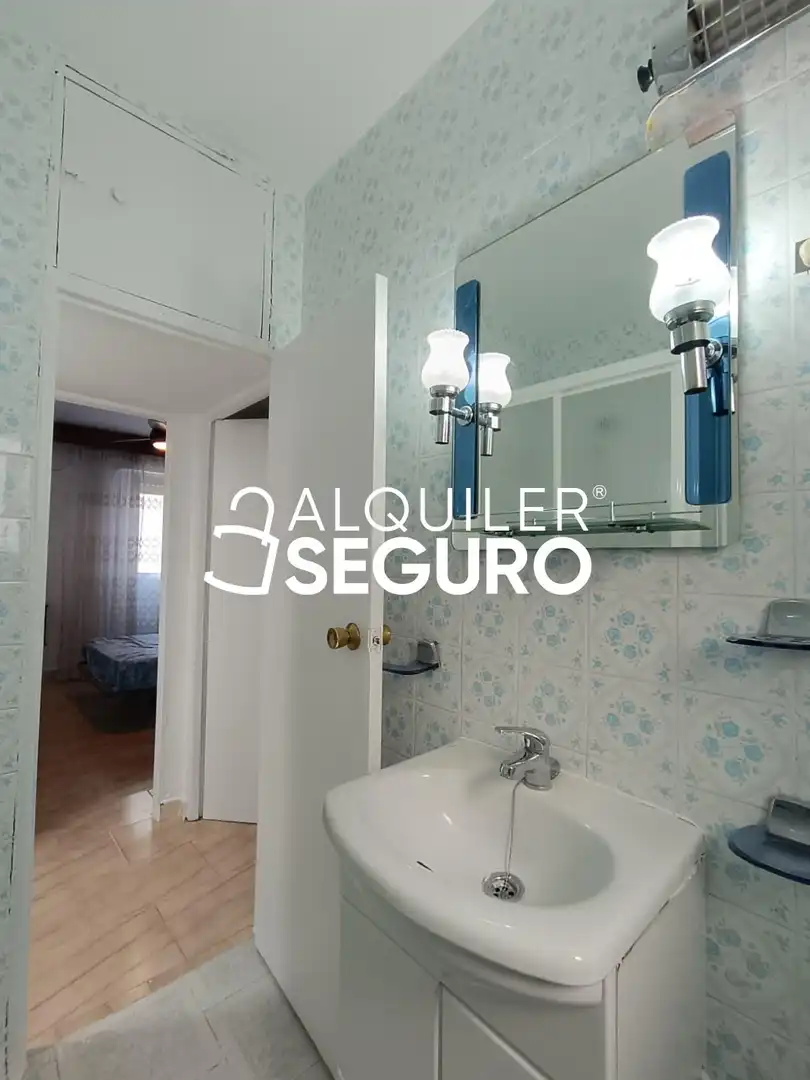 Flat with lift to rent in Lago tiberiades, imagen 5