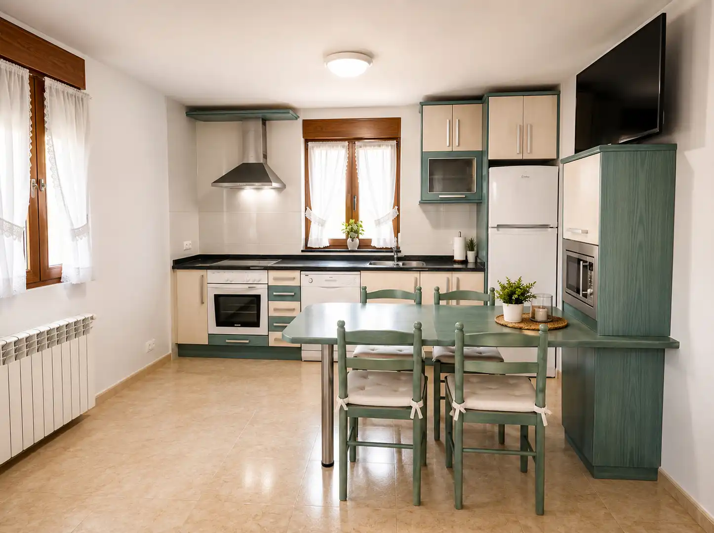 Küche von Wohnung zur Miete in Miengo mit Heizung, Möbliert und Ofen