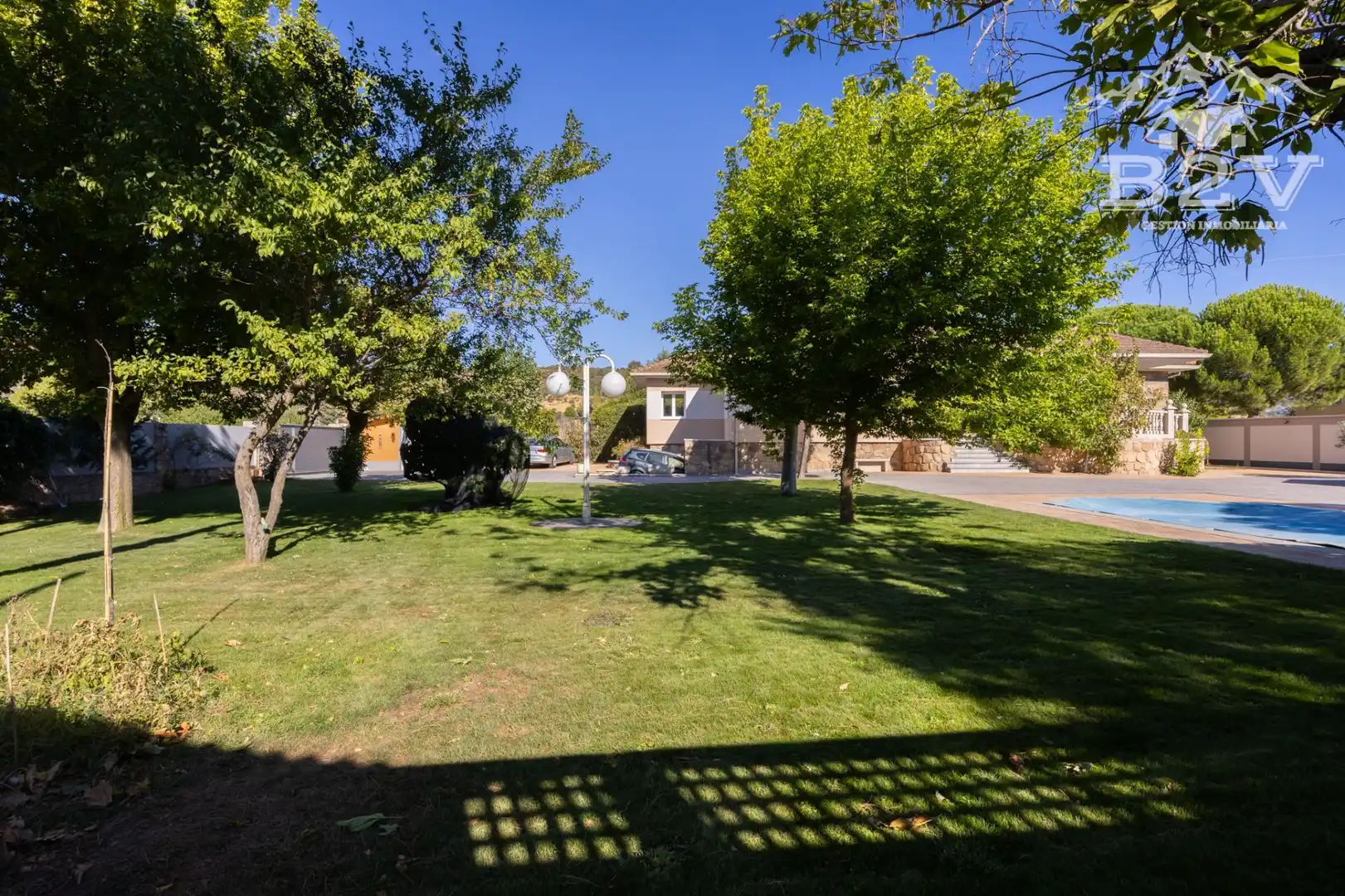 Garden of Houses for sale in Navalafuente  with Air Conditioner, Heating and Private garden