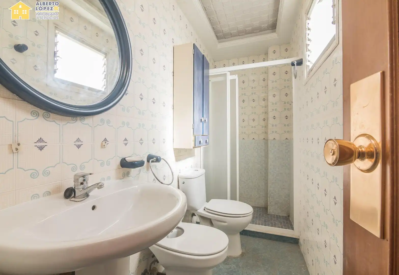 Baño de Ático en venta en Elche / Elx con Terraza y Balcón