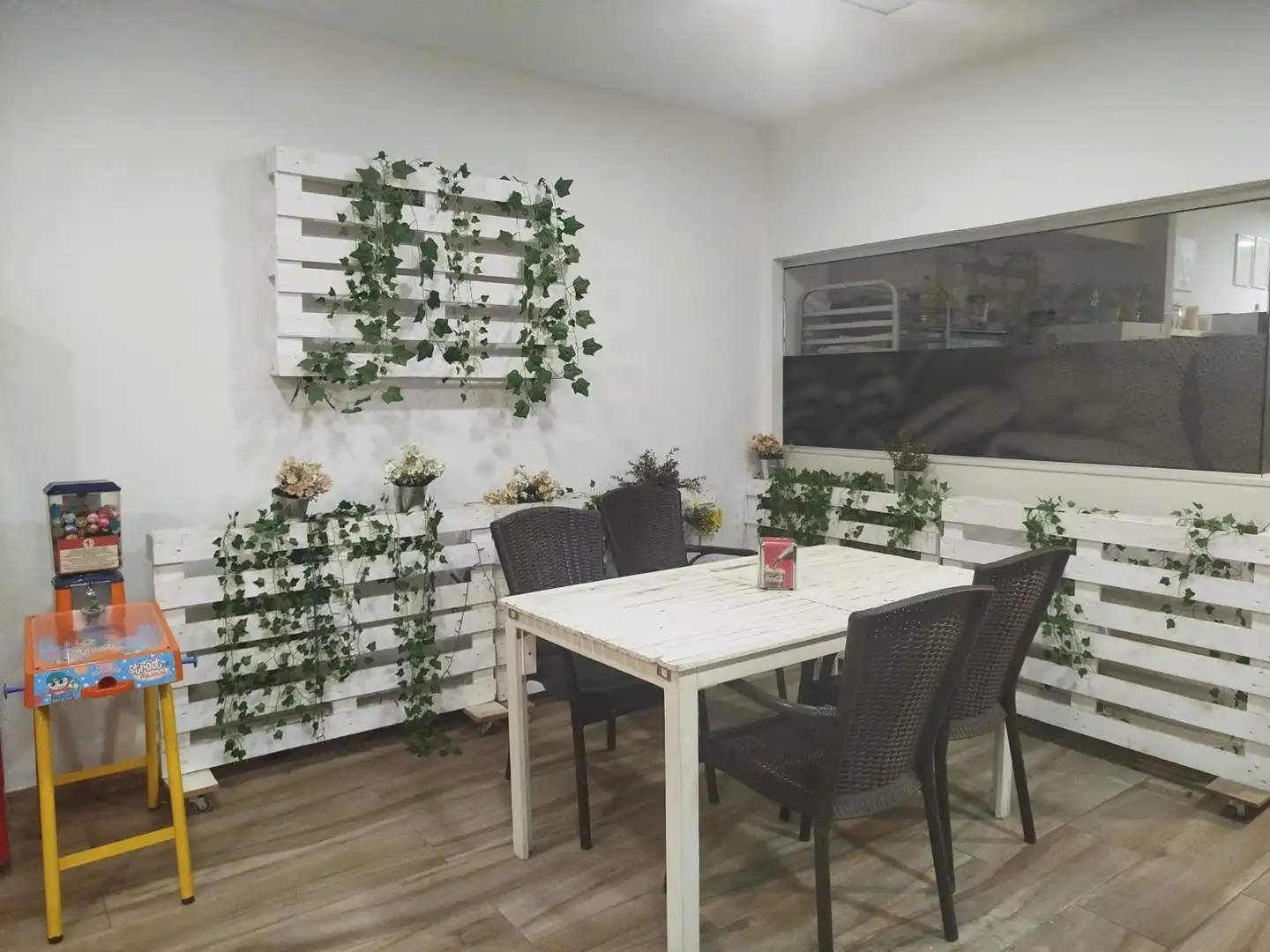 Comedor de Local en traspaso en Manises con Aire acondicionado